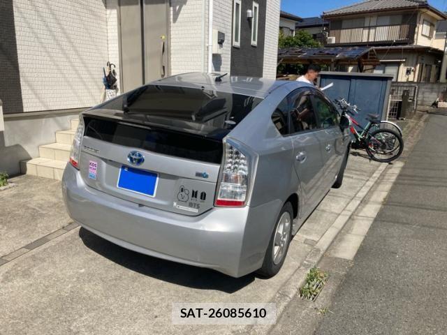 Toyota PRIUS 2010-08 8368193-2