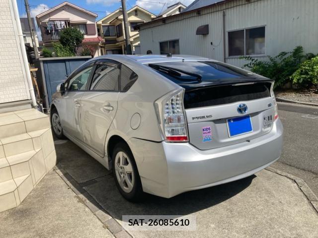 Toyota PRIUS 2010-08 8368193-4