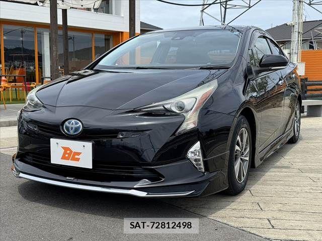 Toyota PRIUS 2018-03 8368166-9