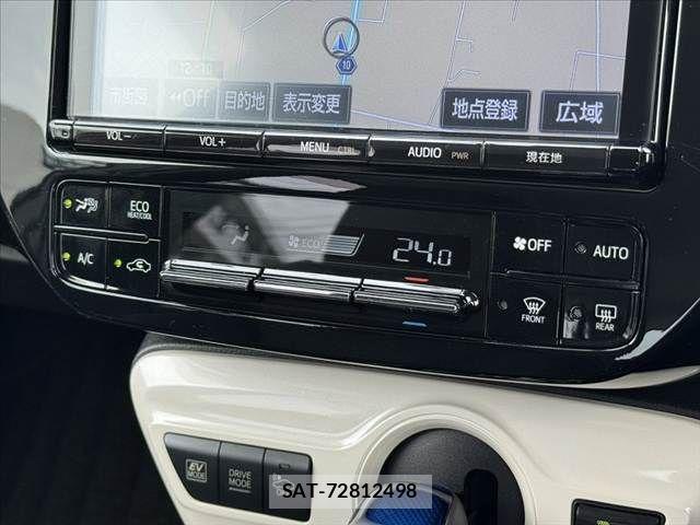 Toyota PRIUS 2018-03 8368166-26