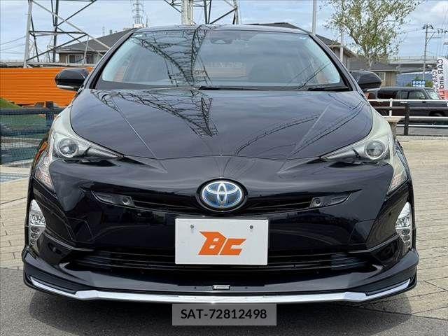 Toyota PRIUS 2018-03 8368166-8