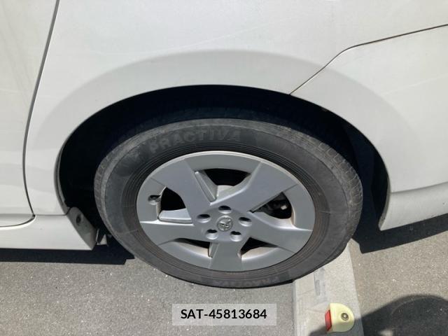 Toyota PRIUS 2009-09 8368212-7