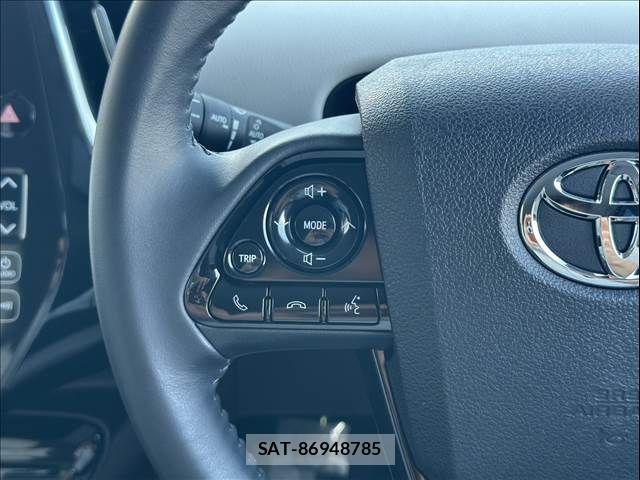 Toyota PRIUS 2019-01 8368143-10