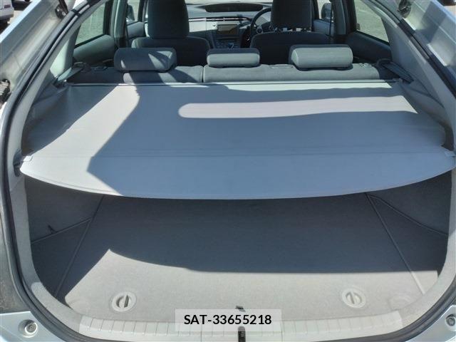 Toyota PRIUS 2009-09 8368190-16