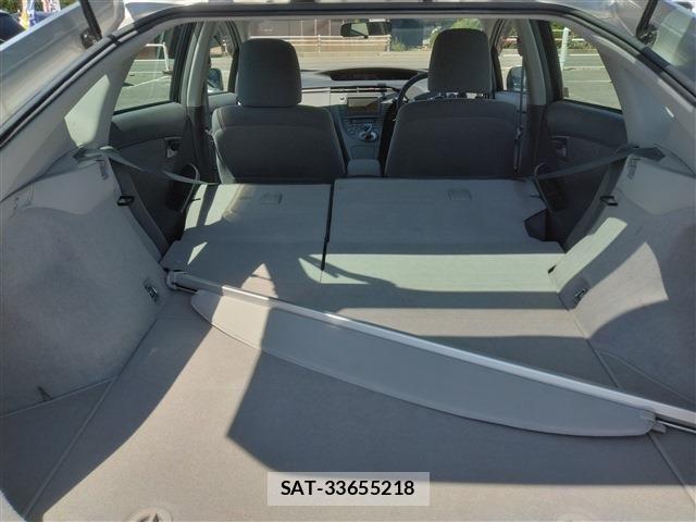 Toyota PRIUS 2009-09 8368190-19