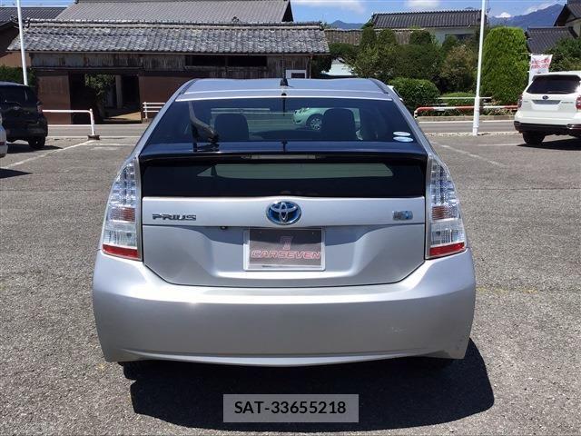 Toyota PRIUS 2009-09 8368190-5