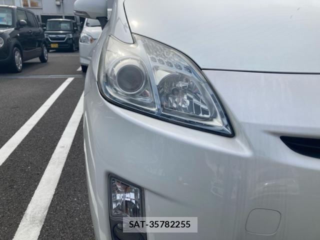 Toyota PRIUS 2009-08 8368198-1