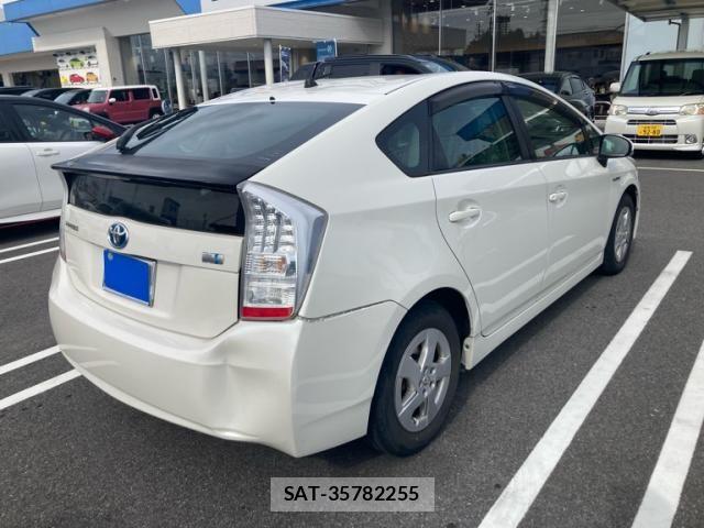 Toyota PRIUS 2009-08 8368198-2