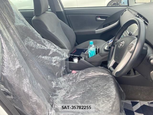 Toyota PRIUS 2009-08 8368198-6