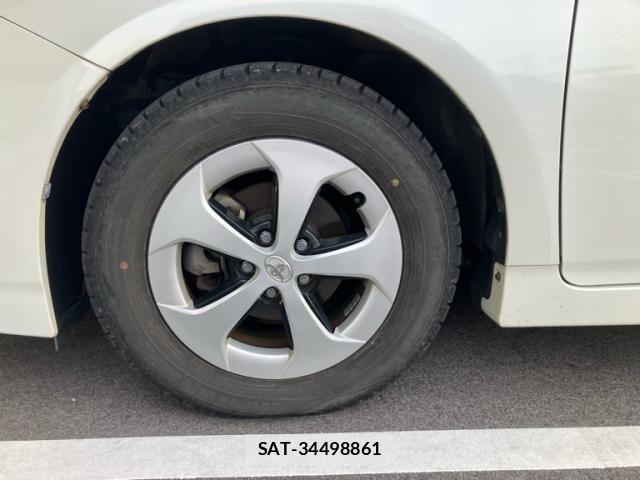 Toyota PRIUS 2012-03 8368182-5
