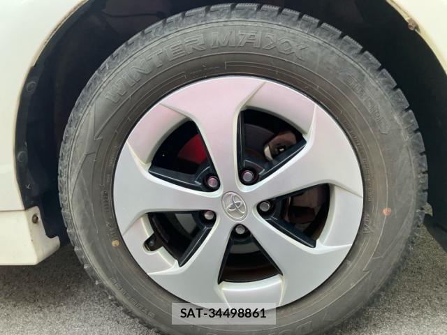 Toyota PRIUS 2012-03 8368182-6