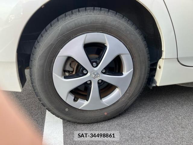 Toyota PRIUS 2012-03 8368182-7