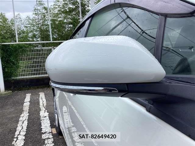 Toyota PRIUS 2016-08 8368154-17