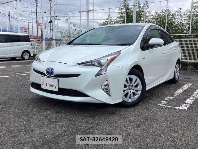 Toyota PRIUS 2016-08 8368154-4