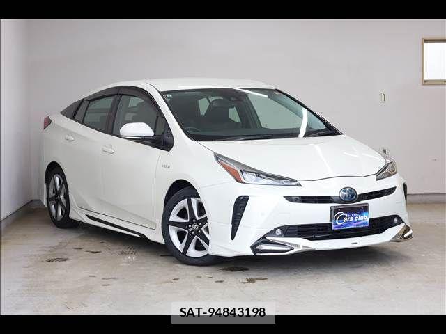 Toyota PRIUS 2019-05 8368157-1