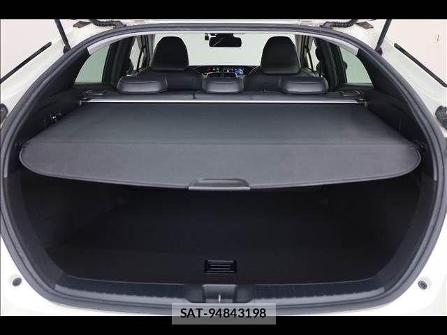 Toyota PRIUS 2019-05 8368157-19