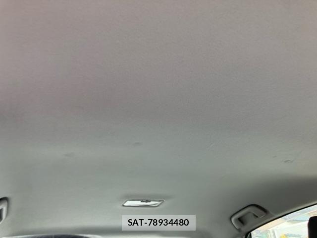 Toyota PRIUS 2014-09 8368180-23