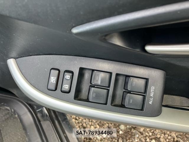 Toyota PRIUS 2014-09 8368180-25