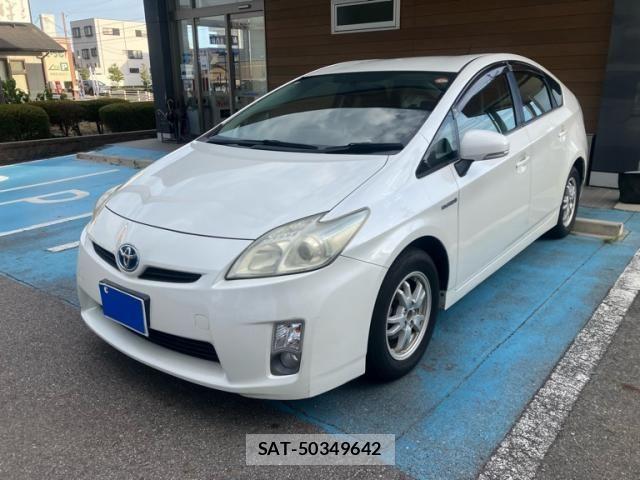Toyota PRIUS 2010-02 8368205-0
