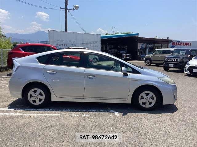Toyota PRIUS 2009-10 8368188-9