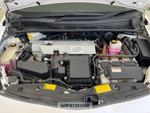Toyota PRIUS 2013-01 8368170-17