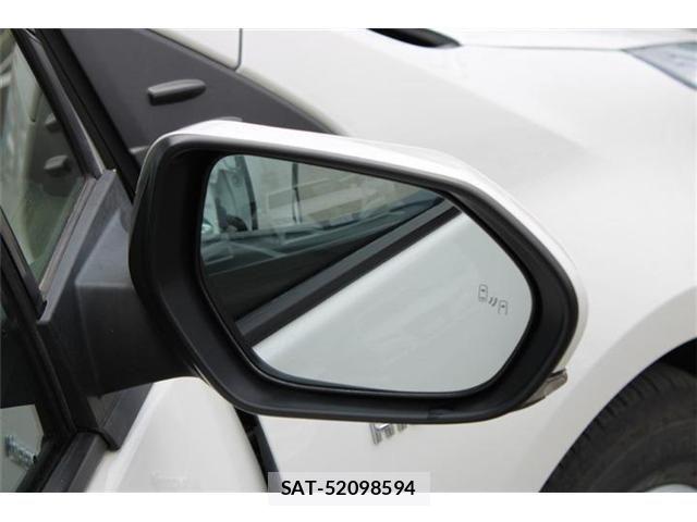 Toyota PRIUS 2016-03 8368160-1
