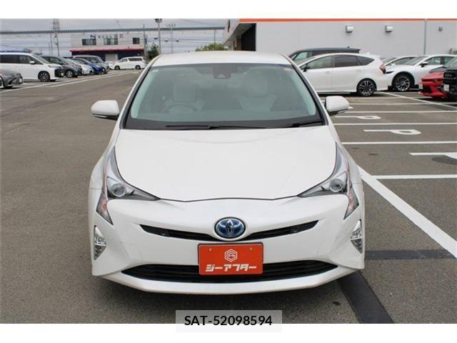 Toyota PRIUS 2016-03 8368160-6