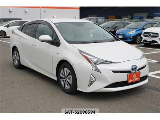 Toyota PRIUS 2016-03 8368160-7