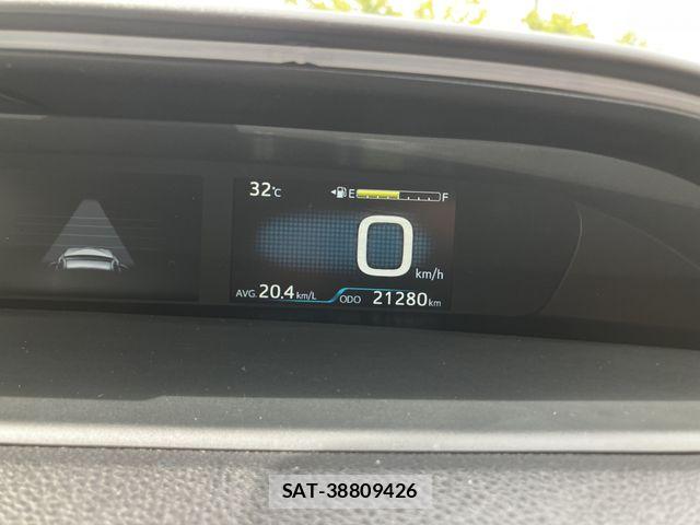 Toyota PRIUS 2020-06 8368134-13