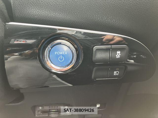 Toyota PRIUS 2020-06 8368134-16