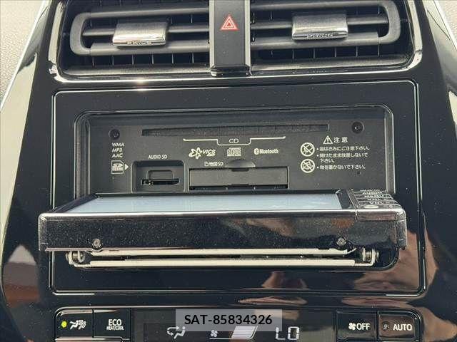 Toyota PRIUS 2018-10 8368164-23