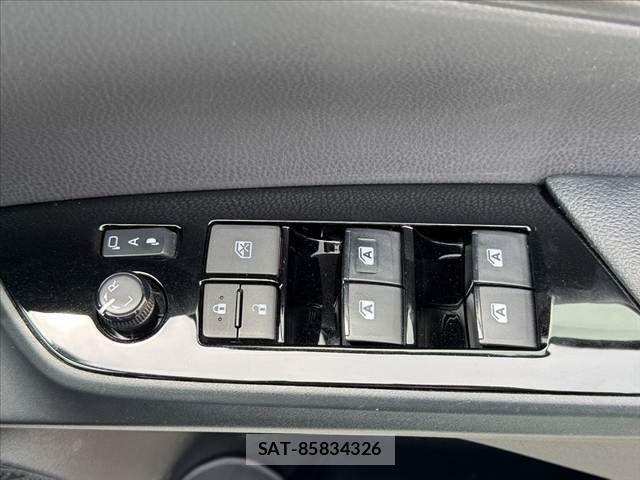 Toyota PRIUS 2018-10 8368164-28