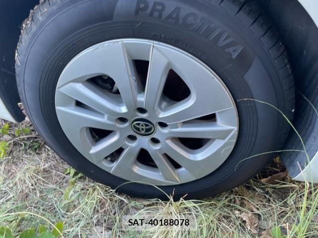 Toyota PRIUS 2017-02 8368172-6