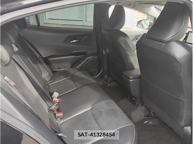 Toyota PRIUS 2023-06 8368139-9