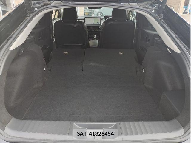 Toyota PRIUS 2023-06 8368139-11