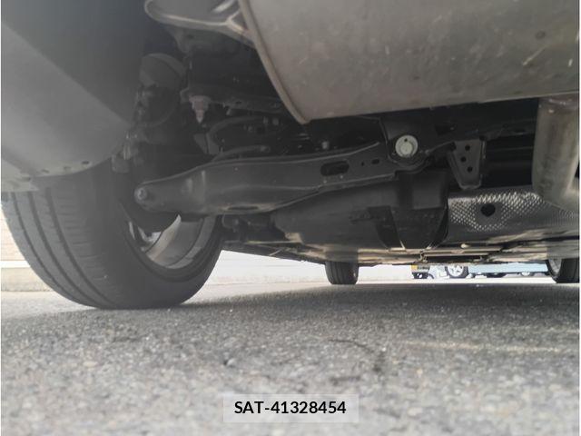 Toyota PRIUS 2023-06 8368139-13