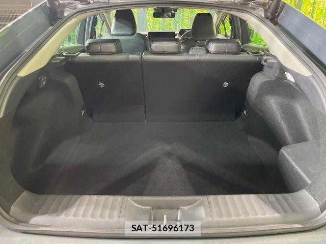 Toyota PRIUS 2023-10 8368135-9