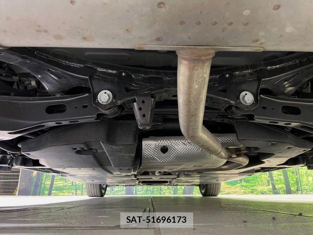 Toyota PRIUS 2023-10 8368135-18