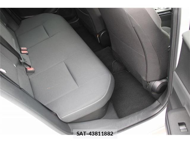 Toyota PRIUS 2023-09 8368140-28