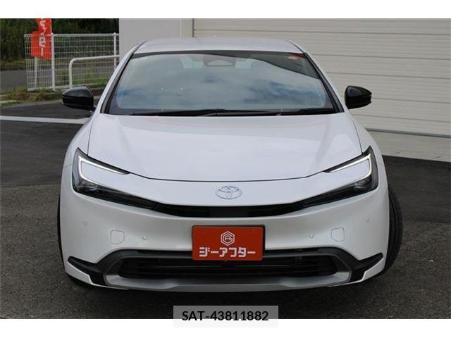 Toyota PRIUS 2023-09 8368140-5