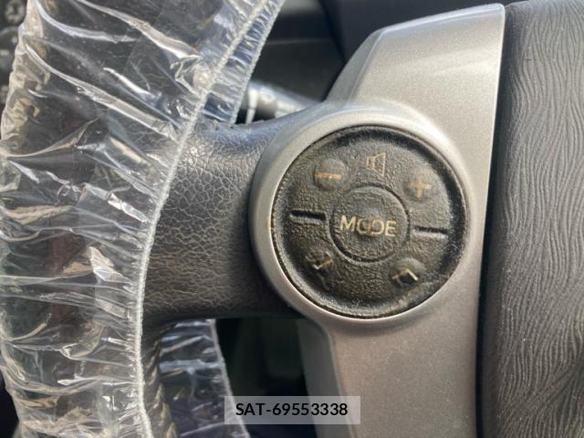 Toyota PRIUS 2011-09 8368204-14