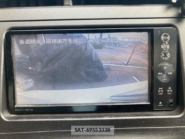 Toyota PRIUS 2011-09 8368204-18