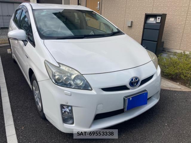 Toyota PRIUS 2011-09 8368204-1