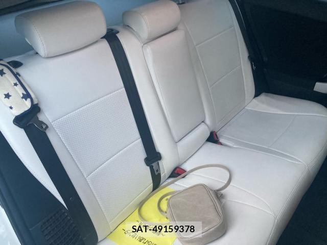 Toyota PRIUS 2013-04 8368216-19