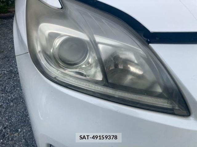Toyota PRIUS 2013-04 8368216-27