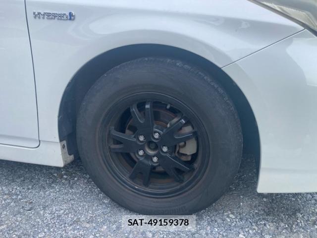 Toyota PRIUS 2013-04 8368216-5