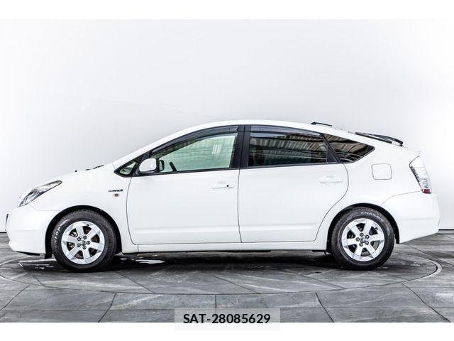 Toyota PRIUS 2009-02 8368173-4