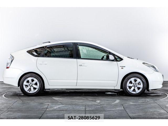 Toyota PRIUS 2009-02 8368173-7