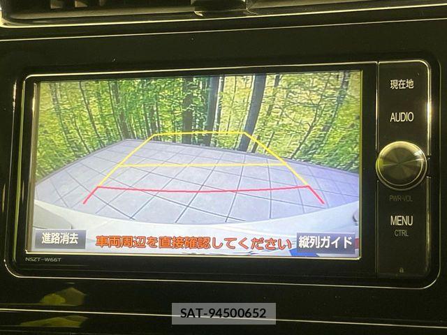 Toyota PRIUS 2017-06 8368155-3