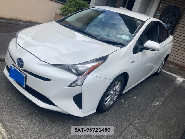 Toyota PRIUS 2016-12 8368174-1
